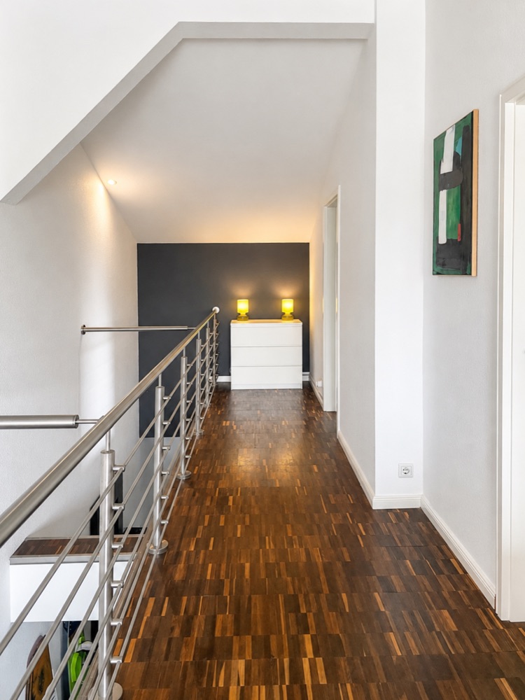 Offene Raumwirkung im Dachgeschoss
